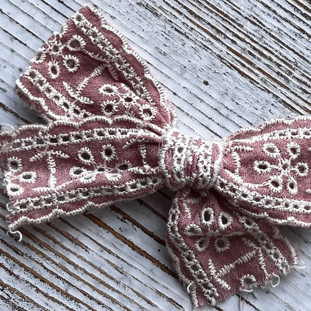 Liana Kids eyelet Hand Tie Hair bows for kids